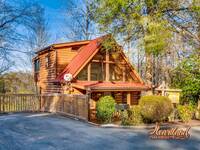 1 Bedroom Pet Friendly Cabin in Pigeon Forge